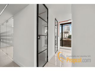 Foto 8 de OFICINA EN ARRIENDO, CALLE CIEN
