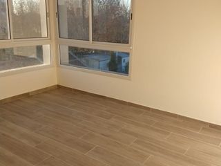 Foto 10 de Departamento en alquiler en Tigre Centro