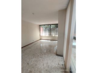 Foto 13 de VENTA DE APARTAMENTO PARA REMODELAR EN EL POBLADO SECTOR OVIEDO