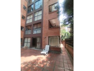 Foto 5 de VENTA DE APARTAMENTO PARA REMODELAR EN EL POBLADO SECTOR OVIEDO