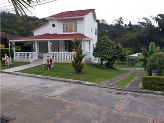 Foto 2 de Vendo  Casa campestre via Fusagasugá a Silvania