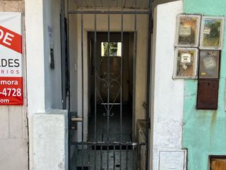 Foto 10 de Dpto ph 2 amb con patio. Muy buena ubicacion: Jacinto Rosso 452, Temperley