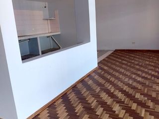 Foto 18 de Casa en venta con 4 departamentos 382.55 m2