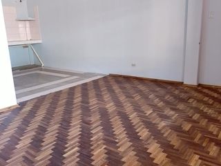 Foto 23 de Casa en venta con 4 departamentos 382.55 m2