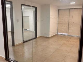 Foto 3 de Oficina en Alquiler en Nueva Córdoba - 250 m2