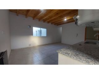 Foto 8 de ALQUILO · DEPTO PRIMER PISO · 2 DORM · GUAYMALLEN ·  R. VENETO ·