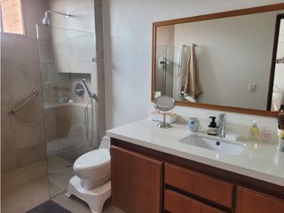 Foto 15 de Venta apartamento en Medellín La Tomatera  en El Poblado