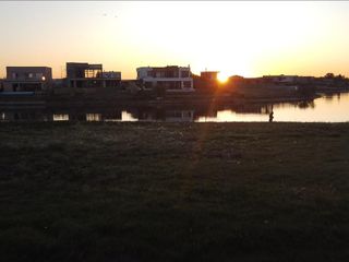 Foto 9 de Terreno en Venta San Sebastian Area 10 en cul de sac con vista abierta al lago