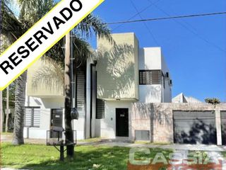Foto 1 de PH - Banfield Oeste