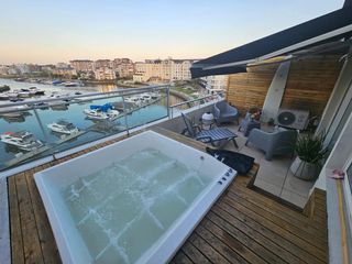 Foto 1 de Alquiler temporal | Loft con terraza y vista a la Bahía de Nordelta