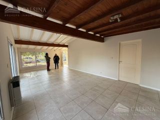 Foto 8 de Casa de tres dormitorios en alquiler en Villa Allende Golf