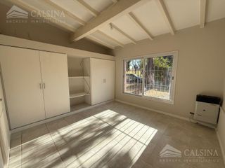 Foto 3 de Casa de tres dormitorios en alquiler en Villa Allende Golf