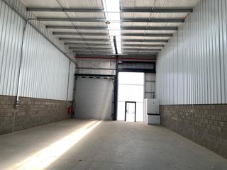 Foto 3 de Depósito en Alquiler de 205 m2 en Benavidez