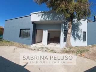 Foto 3 de ALQUILER CASA- Barrio Álvarez del Bosque- Francisco Alvarez