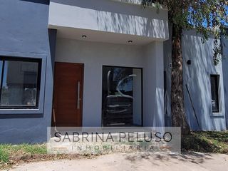 Foto 5 de ALQUILER CASA- Barrio Álvarez del Bosque- Francisco Alvarez