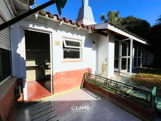 Foto 18 de Alquiler - Casa 4 ambientes con dependencia y amplio parque - Barrio Chauvin