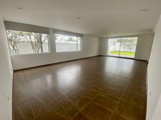 Foto 4 de CASA RENTA 4 HABITACIONES, TANDA