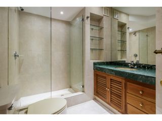 Foto 16 de Apartamento para arriendo en Rosales Bogotá