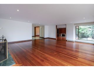 Foto 10 de Apartamento para arriendo en Rosales Bogotá
