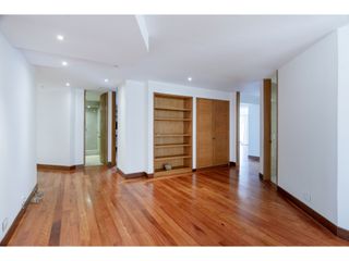 Foto 18 de Apartamento para arriendo en Rosales Bogotá