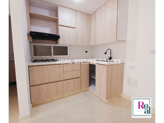 Foto 1 de Apartamento Para Arriendo en 4° Piso con Ascensor