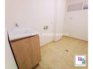 Foto 16 de Apartamento Para Arriendo en 4° Piso con Ascensor
