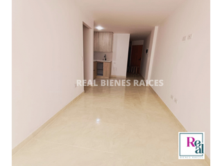 Foto 6 de Apartamento Para Arriendo en 4° Piso con Ascensor