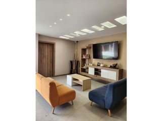 Foto 8 de Venta de Casa, Cuenca, Sector Challuabamba, 267