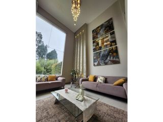 Foto 2 de Venta de Casa, Cuenca, Sector Challuabamba, 267