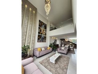 Foto 3 de Venta de Casa, Cuenca, Sector Challuabamba, 267