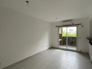Foto 4 de Departamento en alquiler en Tigre Centro