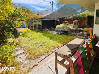 Foto 1 de Casa como Terreno en Venta en Jose Luis Bustamante y Rivero