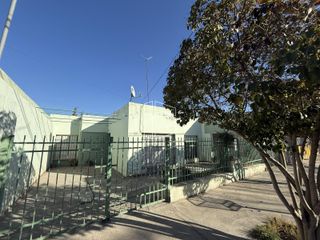 Foto 1 de Venta - Propiedad a remodelar zona IUPA - C098