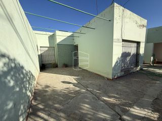 Foto 3 de Venta - Propiedad a remodelar zona IUPA - C098
