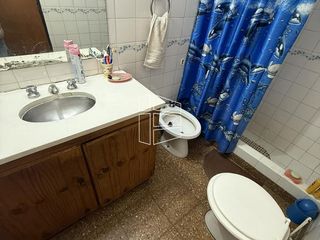 Foto 7 de Venta - Propiedad a remodelar zona IUPA - C098