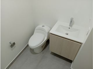 Foto 2 de PARA ARRIENDO TENEMOS UN APARTA ESTUDIO EN SABANETA COMO NUEVO