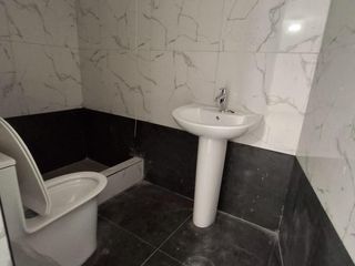 Foto 16 de Alquiler Local Comercial En Cercado, Limite Pueblo Libre Y Breña