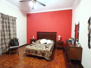 Foto 7 de VENTA - CASA 3 HABITACIONES - ZONA MICROCENTRO
