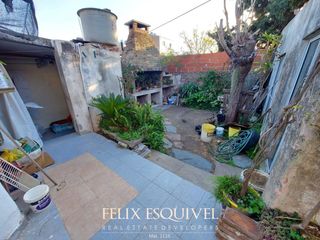 Foto 3 de VENTA - CASA 2 HABITACIONES - ZONA BOULEVARES