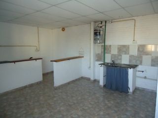 Foto 5 de Villa Adela a dos cuadras de ruta 20.- DEPARTAMENTO PLANT ALTA CON INGRESO COMPARTIDO.-