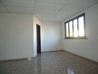 Foto 3 de Villa Adela a dos cuadras de ruta 20.- DEPARTAMENTO PLANT ALTA CON INGRESO COMPARTIDO.-