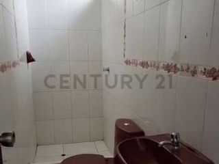 Foto 10 de Casa en Trujillo: 3 hab, 200 m², 1 estacionamiento y excelente ubicación