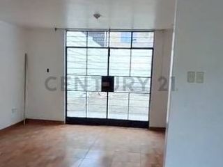 Foto 8 de Casa en Trujillo: 3 hab, 200 m², 1 estacionamiento y excelente ubicación