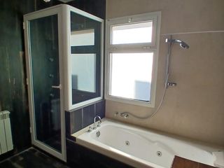 Foto 24 de Casa 4 dormitorios con jardín y pileta - Miraflores - Funes | Alquiler
