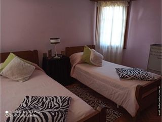 Foto 15 de Roffo y F. Acosta Precioso Chalet 4 Amb. Quincho. Gran parque