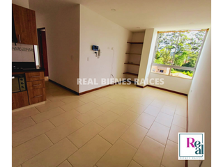 Foto 4 de Apartamento en arriendo – 4º piso con ascensor