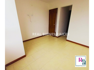 Foto 9 de Apartamento en arriendo – 4º piso con ascensor
