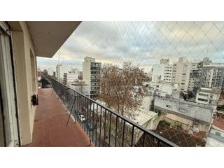 Foto 1 de ALQUILER 4 AMBIENTES BALCÓN CON ESPACIO DE COCHERA MACROCENTRO