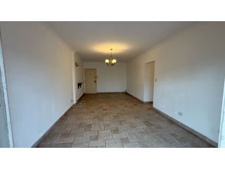 Foto 5 de ALQUILER 4 AMBIENTES BALCÓN CON ESPACIO DE COCHERA MACROCENTRO