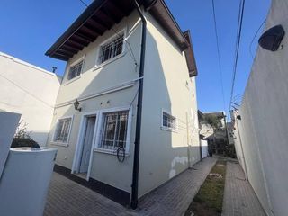Foto 1 de Casa PH en alquiler en Monte Chingolo